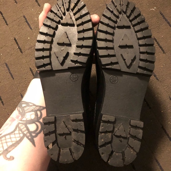 Black patent shiny ankle Rainboot Size 10 - Picture 4 of 9